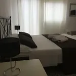 A Casa Di Giuseppe 2 Frühstückspension Carini